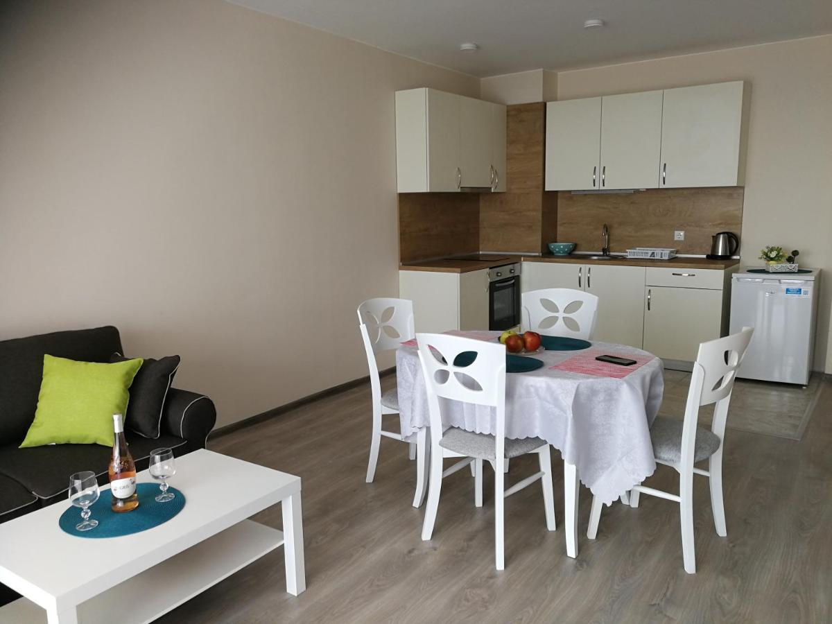 Donchevi Apartments بريمورسكو المظهر الخارجي الصورة