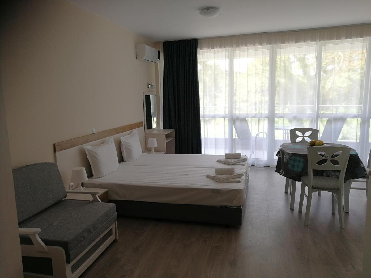 Donchevi Apartments بريمورسكو المظهر الخارجي الصورة