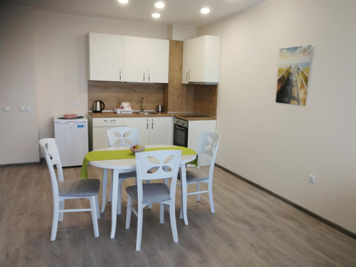 Donchevi Apartments بريمورسكو المظهر الخارجي الصورة