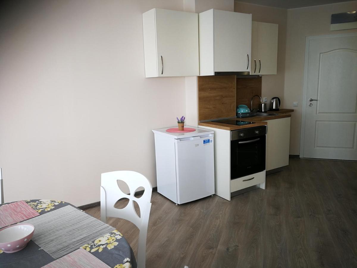 Donchevi Apartments بريمورسكو المظهر الخارجي الصورة