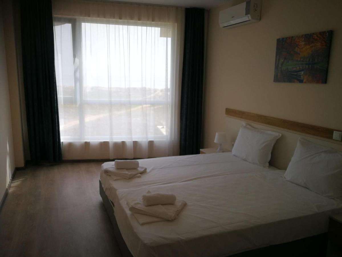 Donchevi Apartments بريمورسكو المظهر الخارجي الصورة