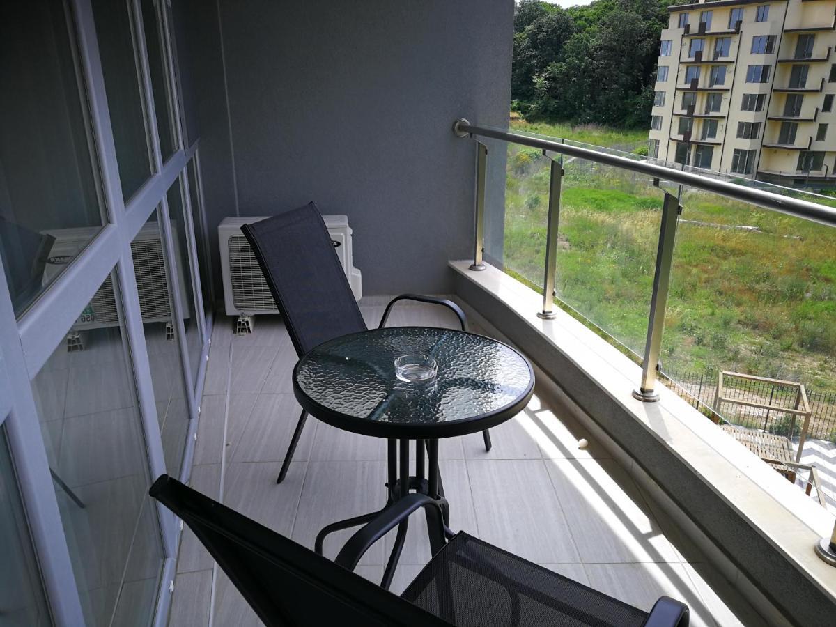 Donchevi Apartments بريمورسكو المظهر الخارجي الصورة