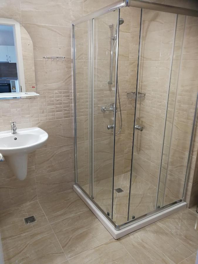 Donchevi Apartments بريمورسكو المظهر الخارجي الصورة